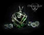Brillant Verde Whimsy Pendant