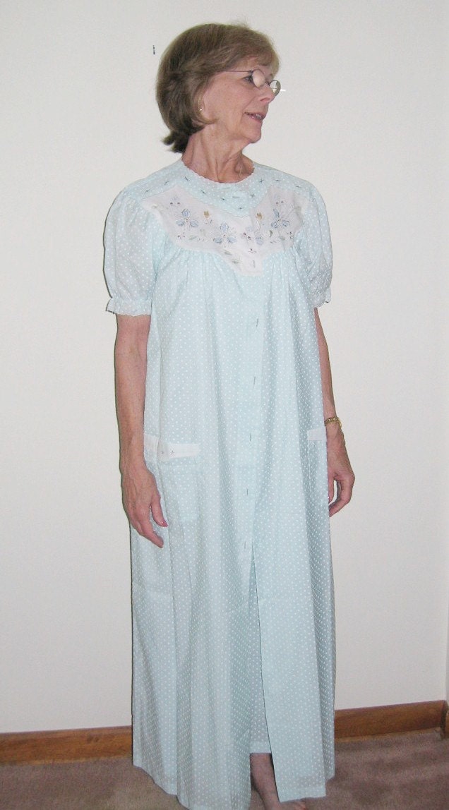 Vintage 70s Lily Lingerie Nightgown And Robe Set By MimisMenagerie