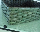 Countertop Mail Basket