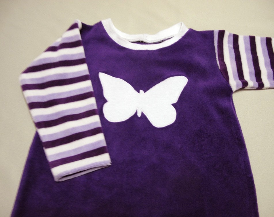 Purple velour baby dress with butterflies and contrasting striped sleeves sz 9-12mths (74-80 cl)