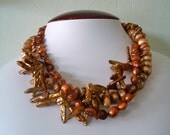 Necklace Peach Pearls and Copper Stick Pearls on a Copper Chain
