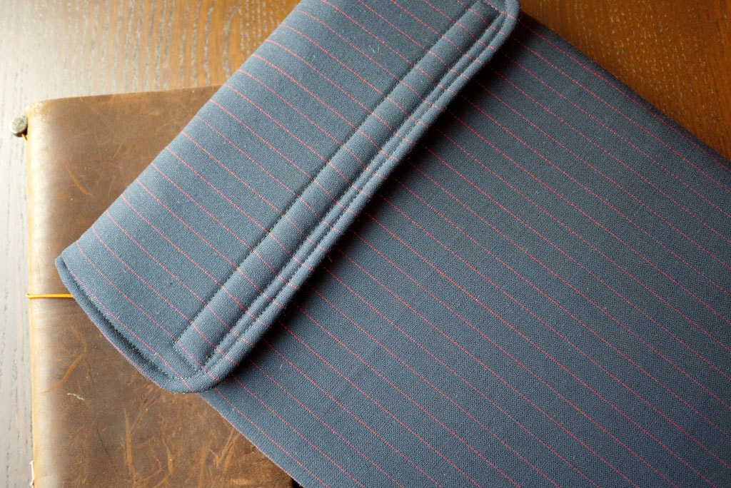 iPad sleeve / iPad case / ipad sleeve/ ipad cover  - Gentlemen