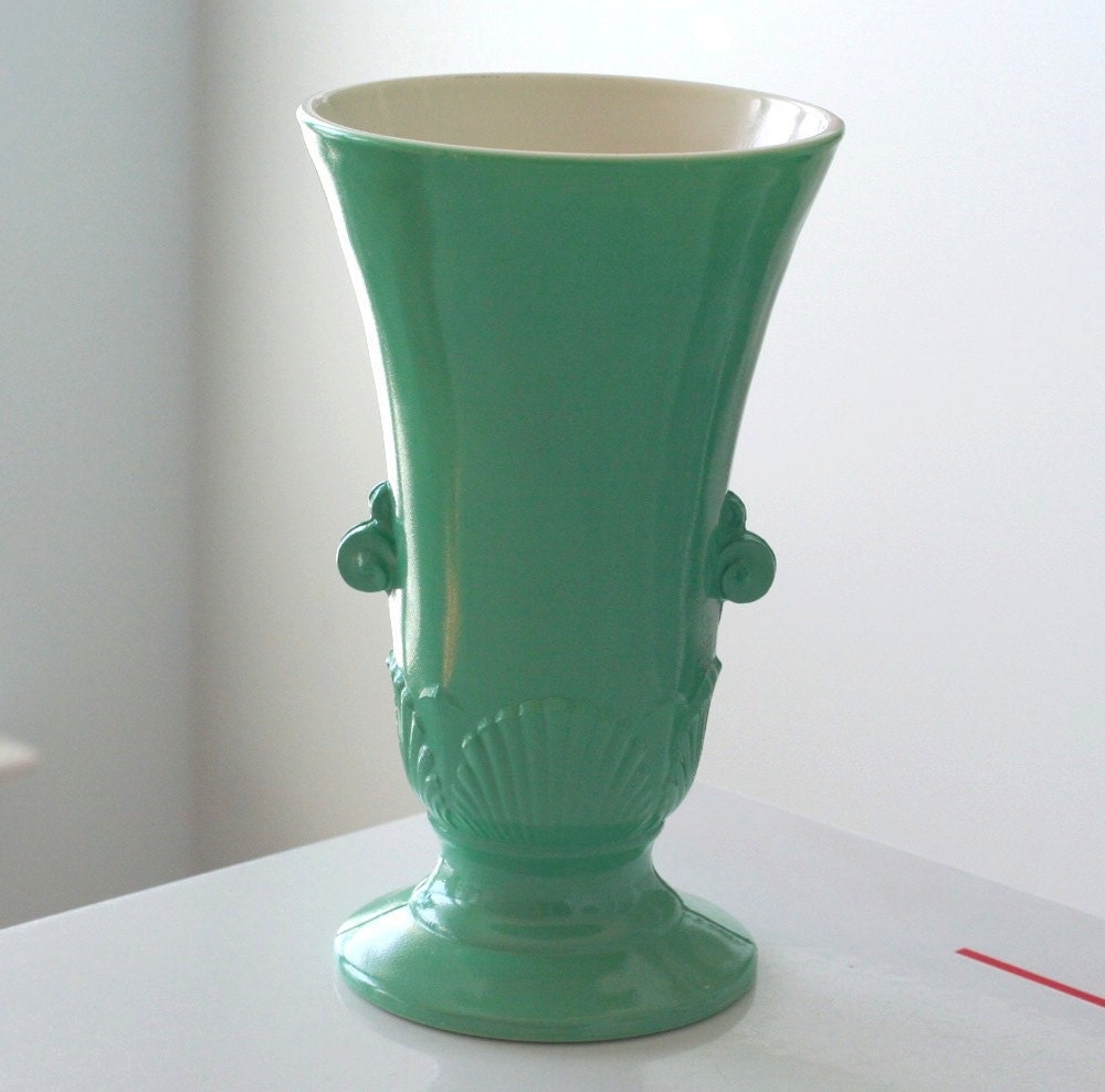 Anchor Hocking Vitrock Green Vase