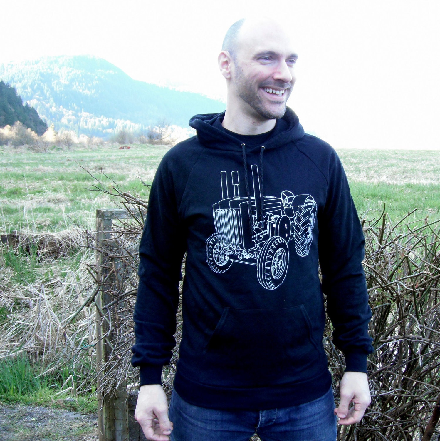 Men's Clothing - Tractor Hoodie Black S, M, L, Xl - Black John Deere Tractor Men's Hoody