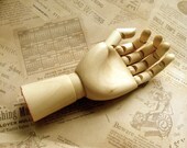 Totally KQQL Wood Jointed Hand