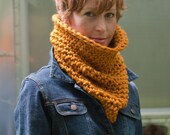 Smugglers Notch....Neck Warmer in Butterscotch
