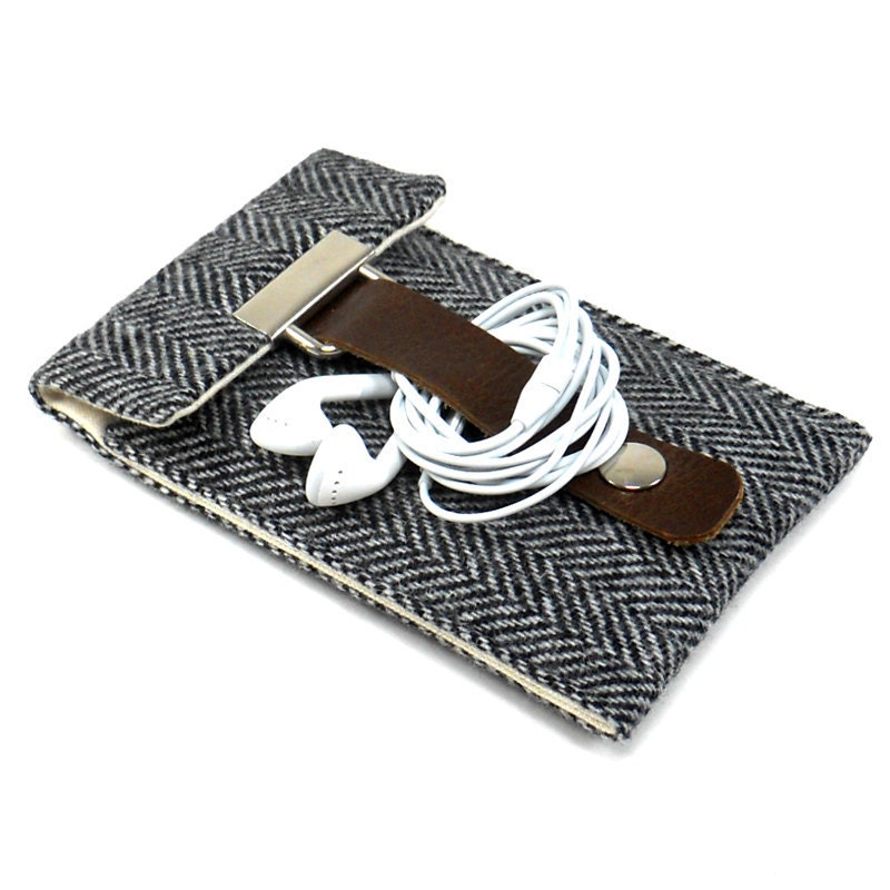 iPhone 3 or 4 sleeve - gray herringbone wool