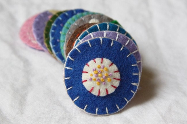 FREE SHIPPING - Modern Bean Felt Hair Clip - True Blue Maru Flower