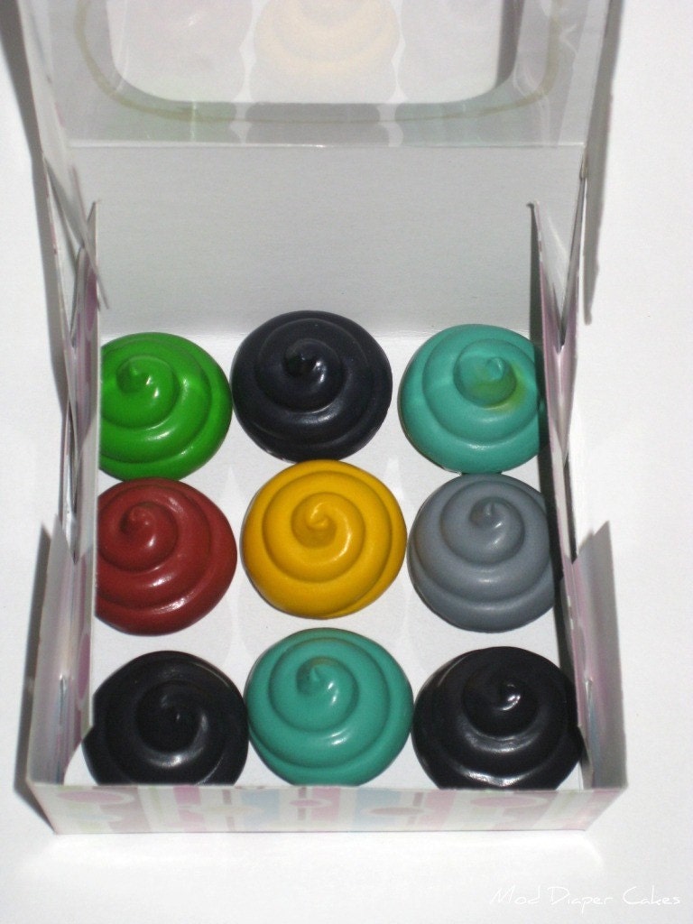 Crayon Cupcakes in Bakery Box - Set of 9