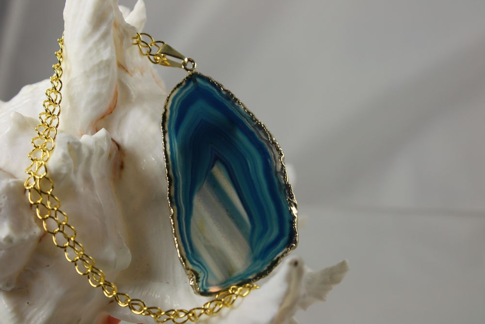 Agate Jewelry, Blue Sliced Agate, Gold Agate Pendant, Agate Necklace, Blue Surprise Agate, 105