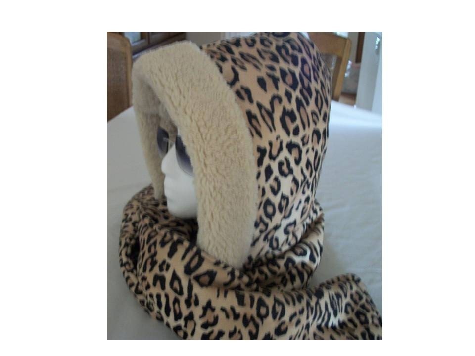 Leopard Hat and Scarf Combination - Popular Animal Print - Warm and Stylish