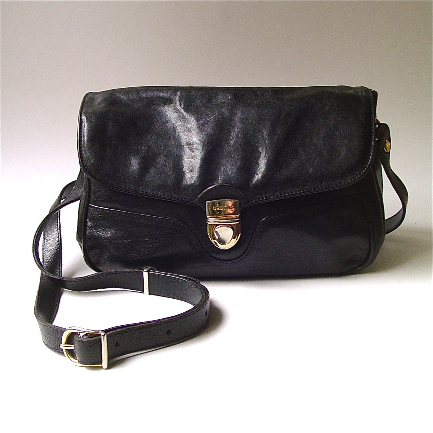 vintage Oroton Black Leather Purse by SkinnyandBernie on Etsy