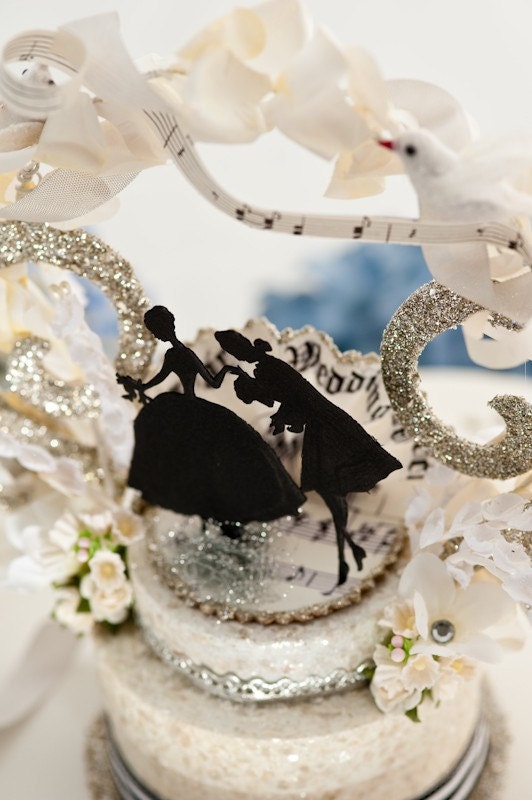 Marie Antoinette Silhouette Wedding Topper