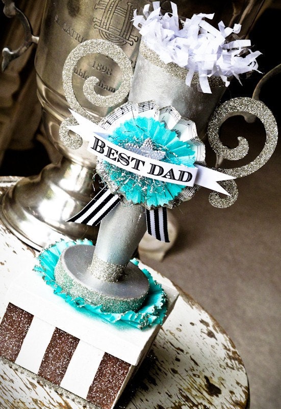 Fathers Day Trophy and Cupcake Centerpiece