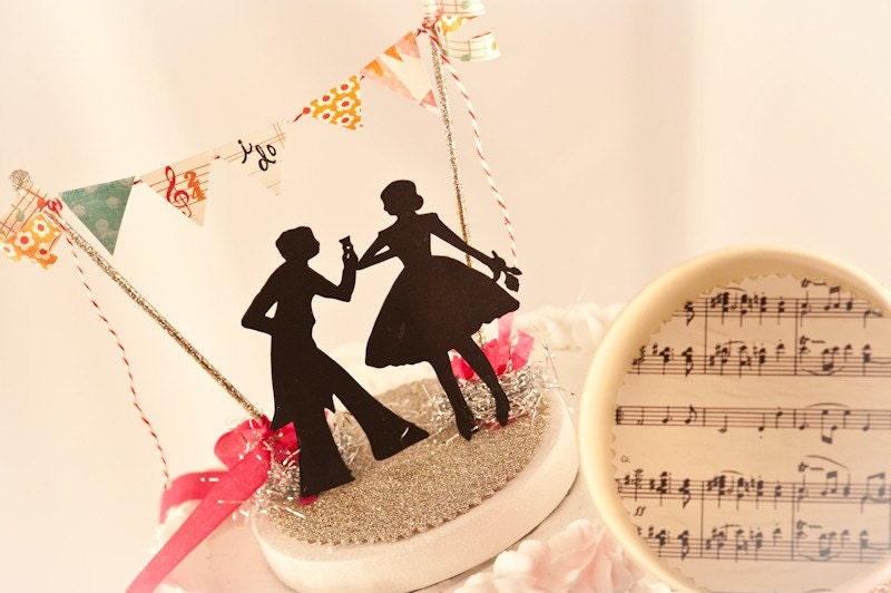 i do Bunting Silhouette Wedding Topper