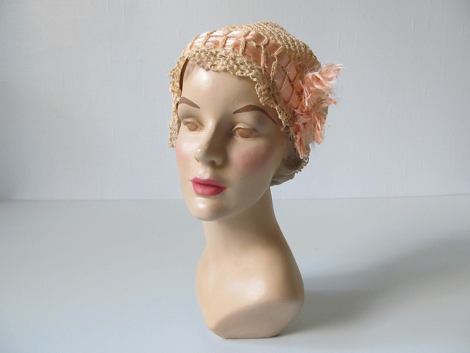 vintage 1940s Hat / Flapper Hat / Tatting Hat
