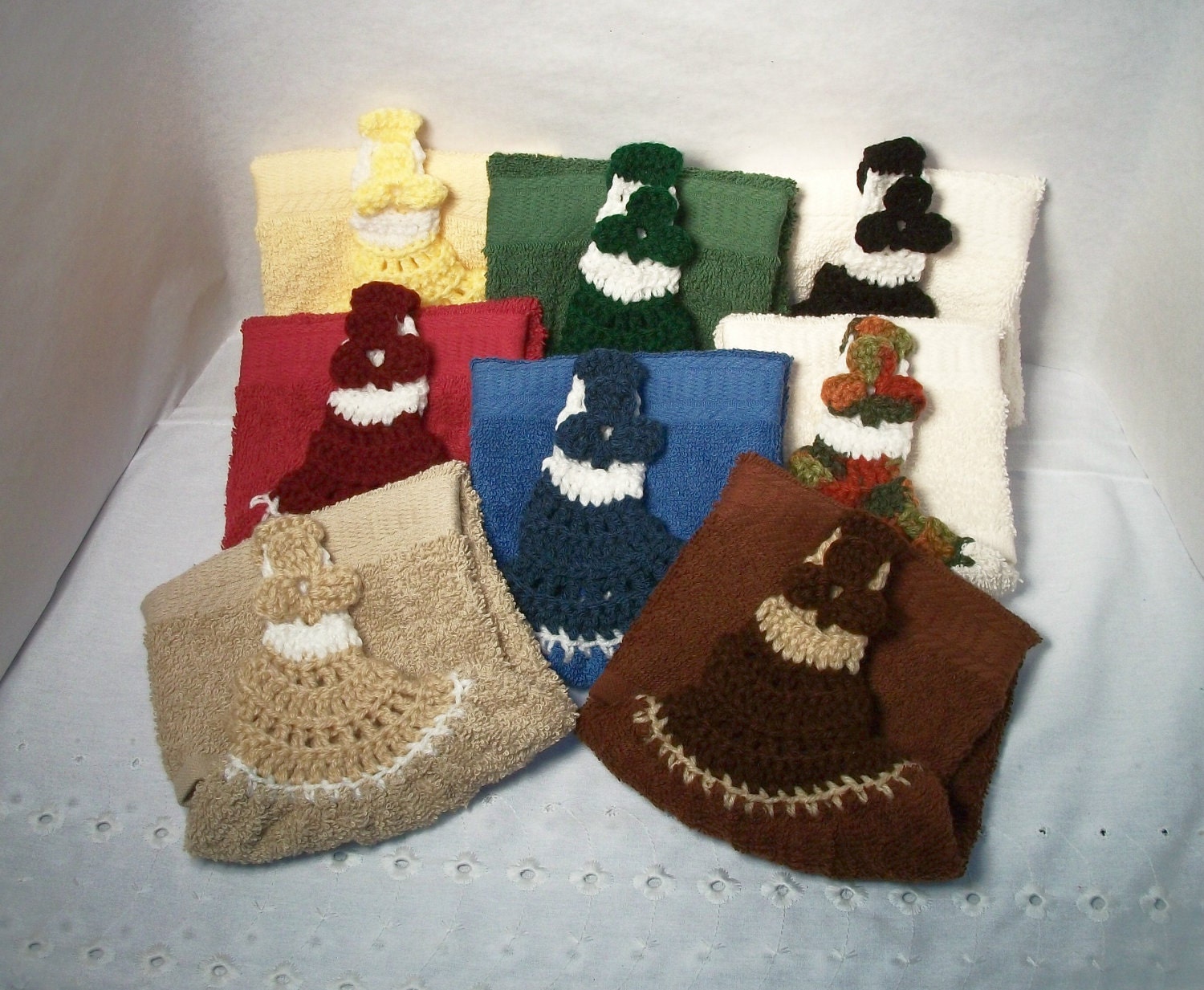 Kitchen Towels. Handmade, home, cleaning aid, variety of colors, crochet, sturdy, washable, cabinet knob, stove handle. Pick your favorite.