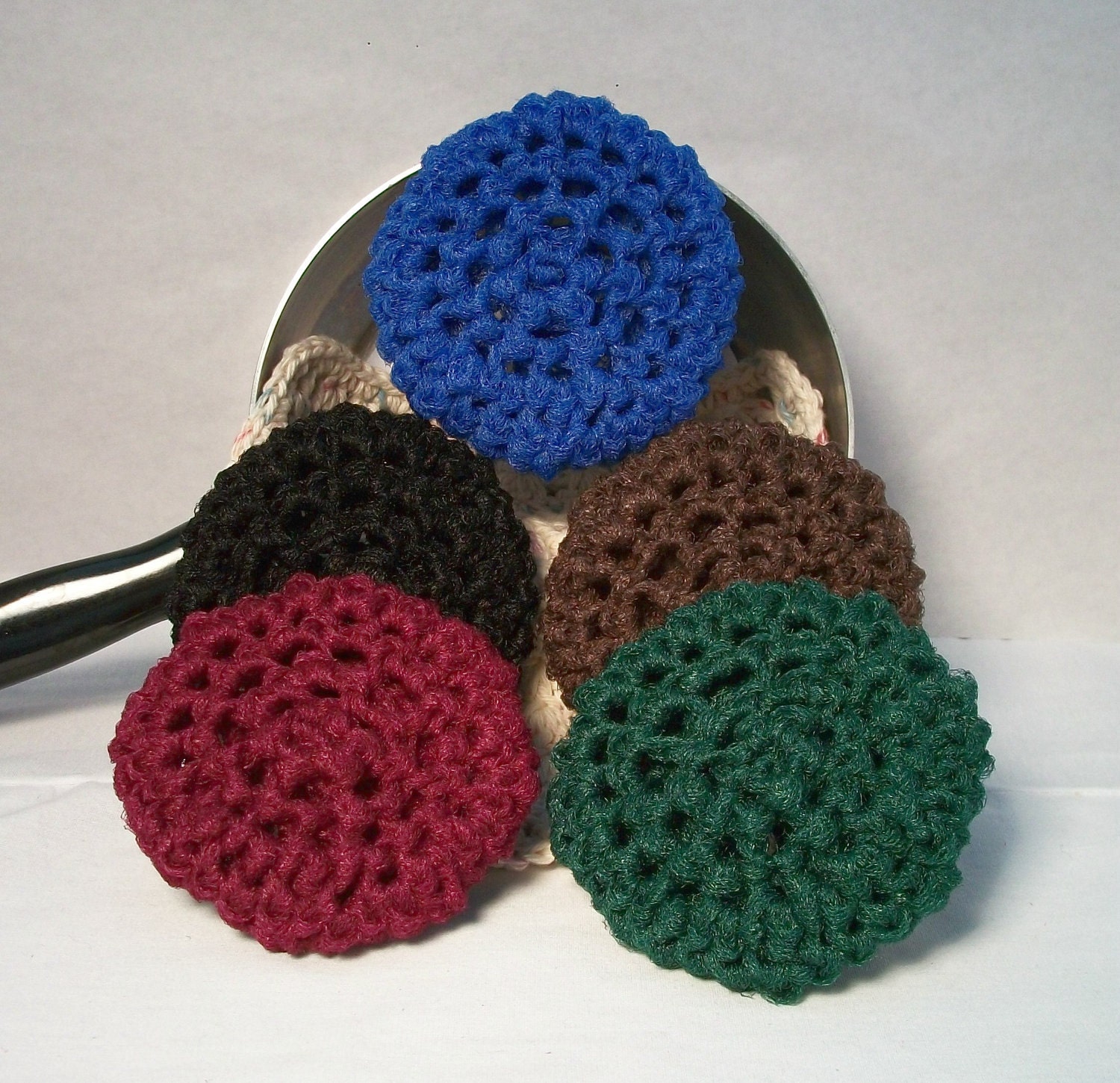 Pot Scrubbers, cleaning aids, kitchen scour pad, bakeware scrubbie, home cleaning aid. Dark Secrets Collection in a 5pk.