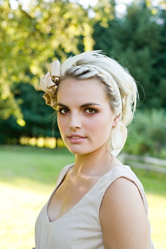 The Nora...pale gold silk roses on a grosgrain ribbon.