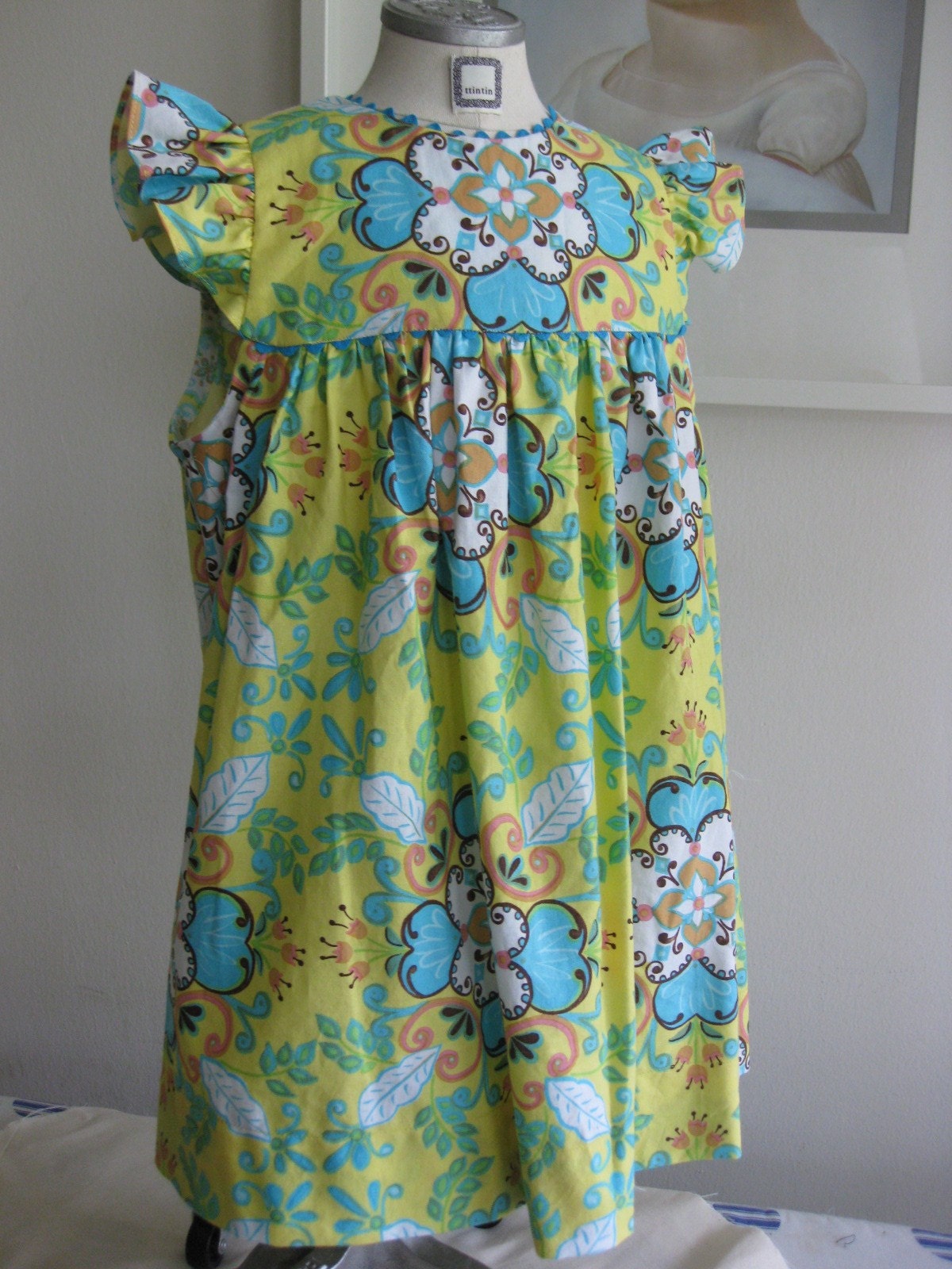 Girls yellow  pinafore size 3T
