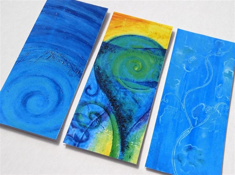 Magnetic flip bookmarks - fine art with spirals and vines