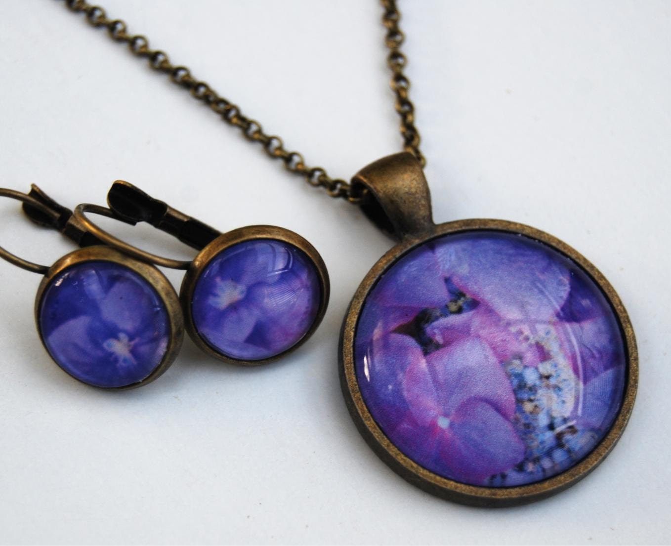 Photo pendant necklace and earring set - hydrangea - antique brass plated and glass purple