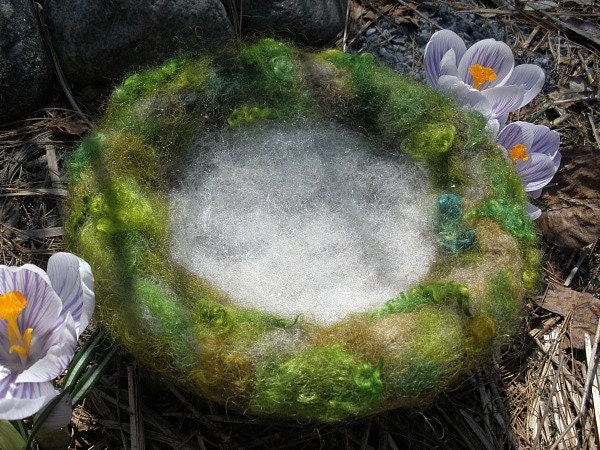 glistening mossy nest of happiness
