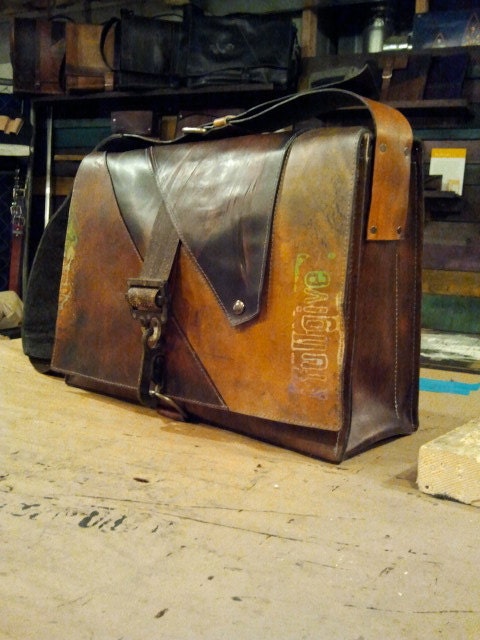 fullgive leather messenger bag.....the prodigal