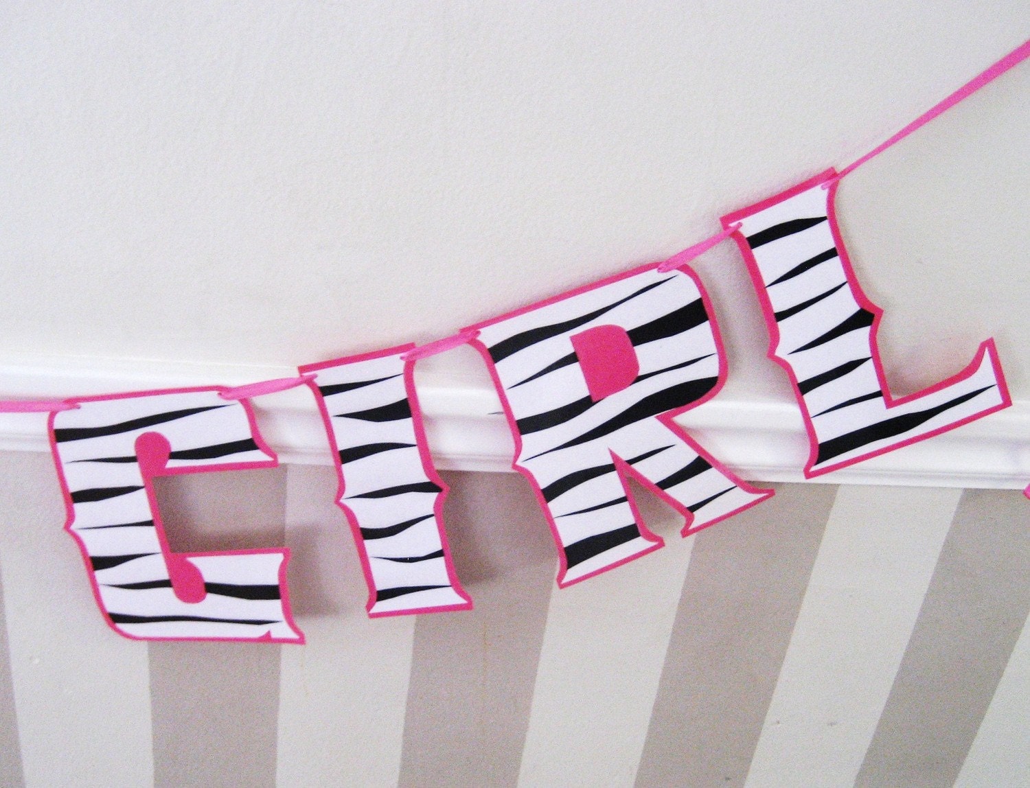 Zebra Birth Annoucement ITS A GiRL Banner - Black and White on Hot Pink
