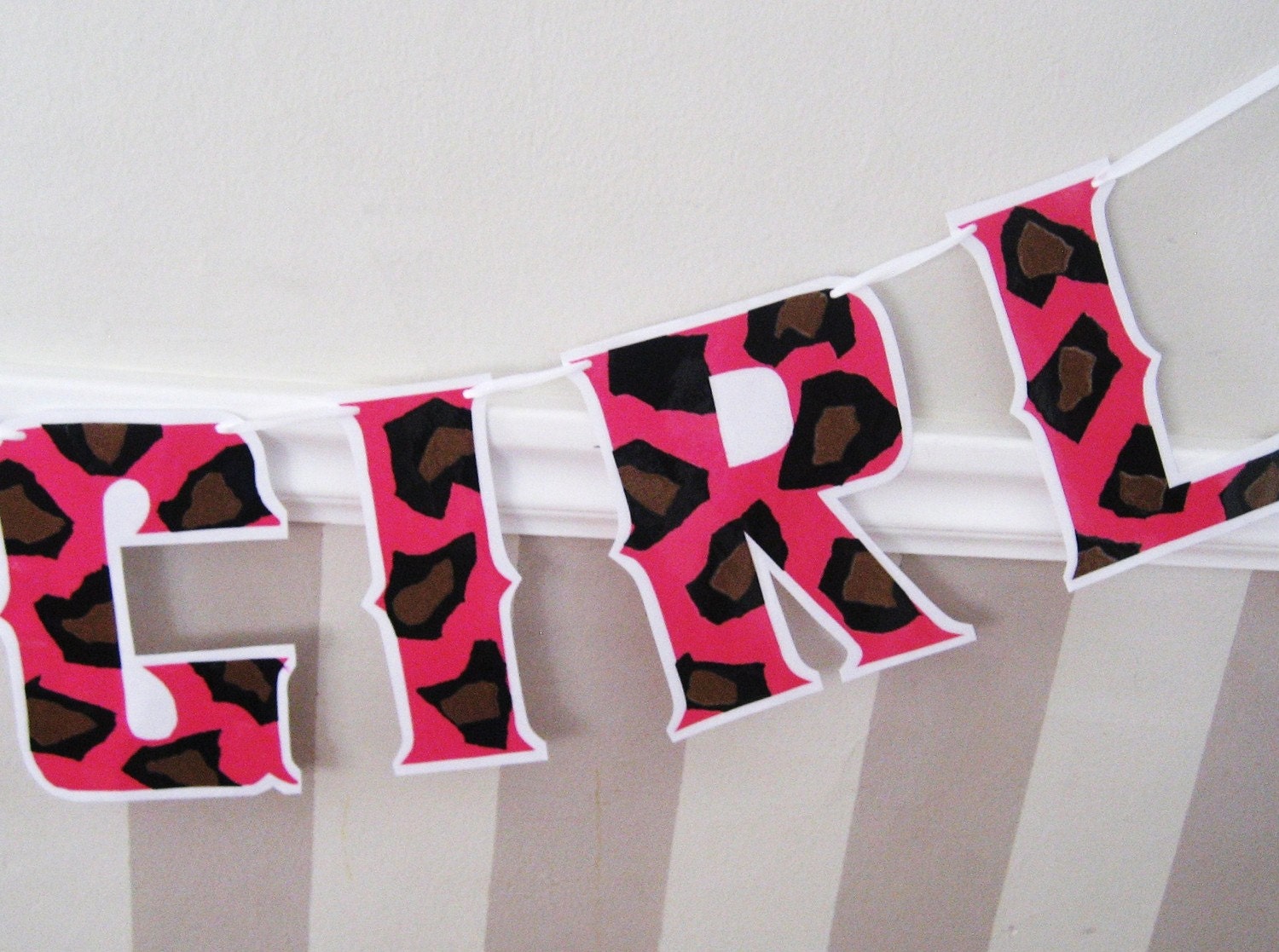 Cheetah or Leopard ITS A GiRL Banner - Hot Pink Print Il_570xn