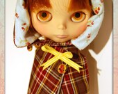 HOT DOG LOVER CAPE AND BONNET SET