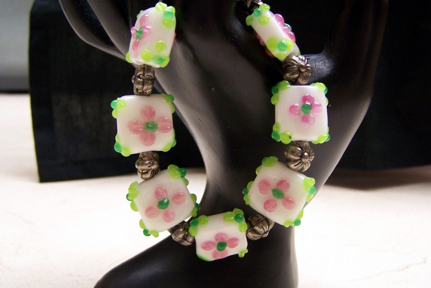 CLEARANCE - Spring Flowers Lampwork Glass Bracelet