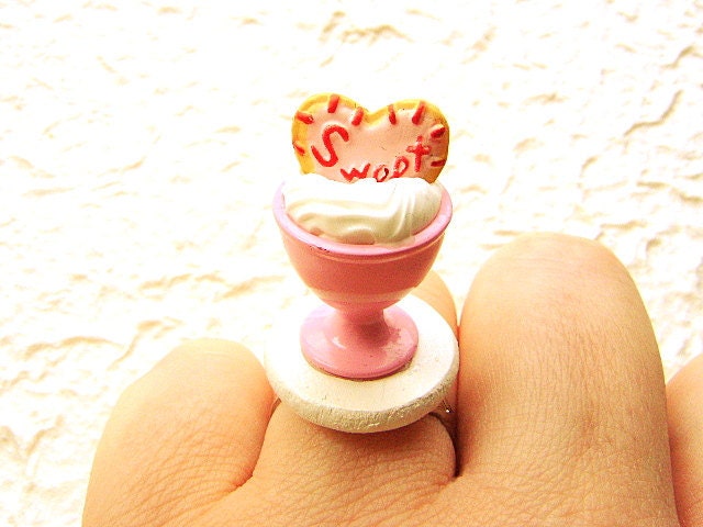 Cute Japanese Food Ring Vanilla Ice Cream Heart Cookie  Ring