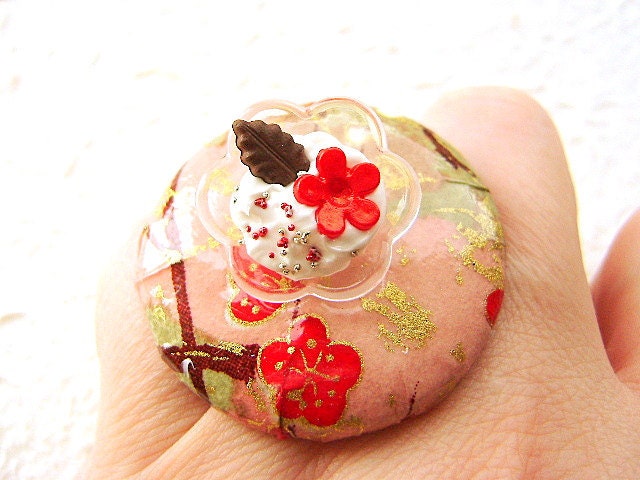 Food Ring Vanilla Ice Cream Chiyogami Paper Miniature Food Jewelry SA;E