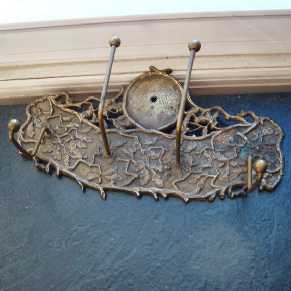 Vintage Brass Wall Plaque with HOOKS..Oak Leaf and Acorn Design..Rustic Branches..Nice Casting