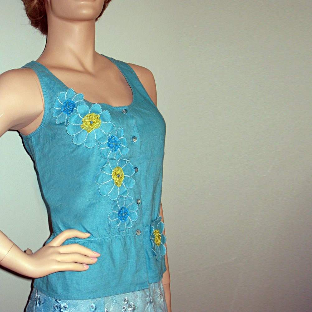 Turquoise linen flower applique top