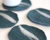Felted Pebble Coaster (set of four in turquoise-white)