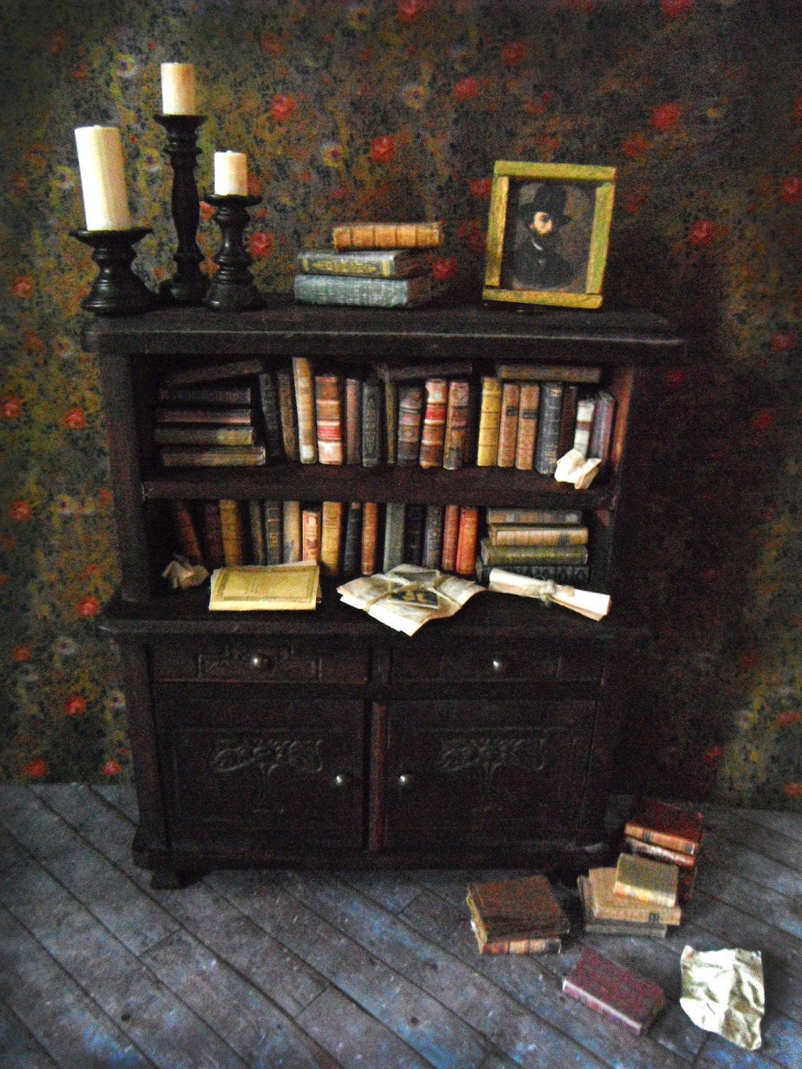 Miniature Moriarty Cabinet