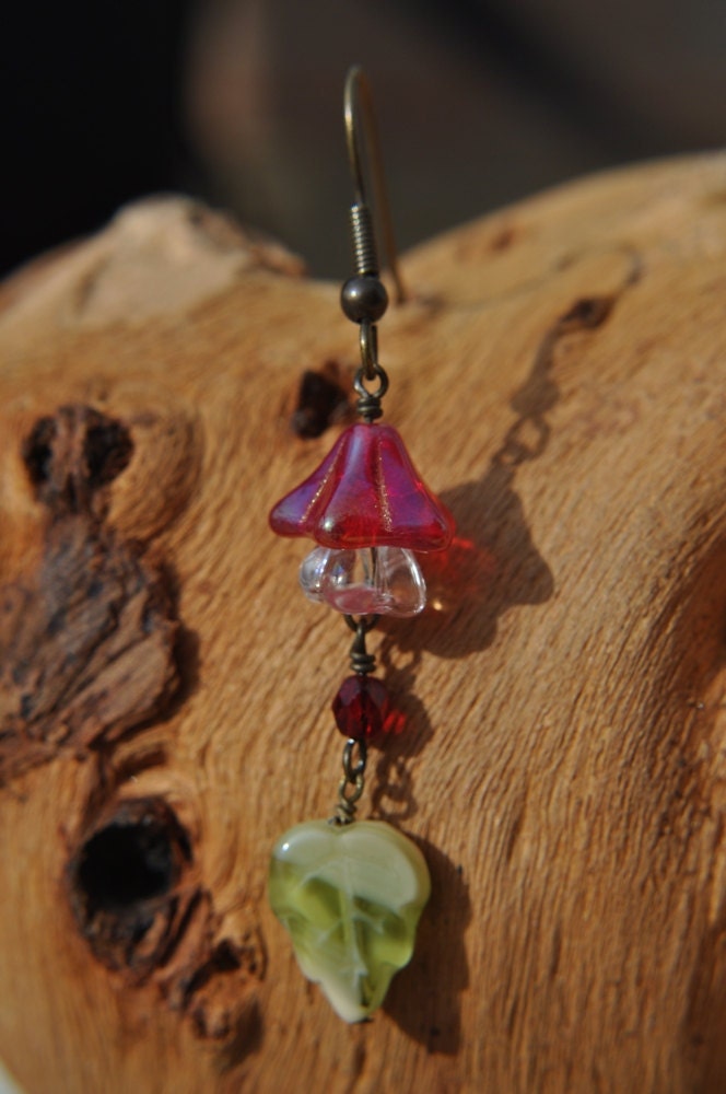 Floral Drop Earrings - Iridescent Red