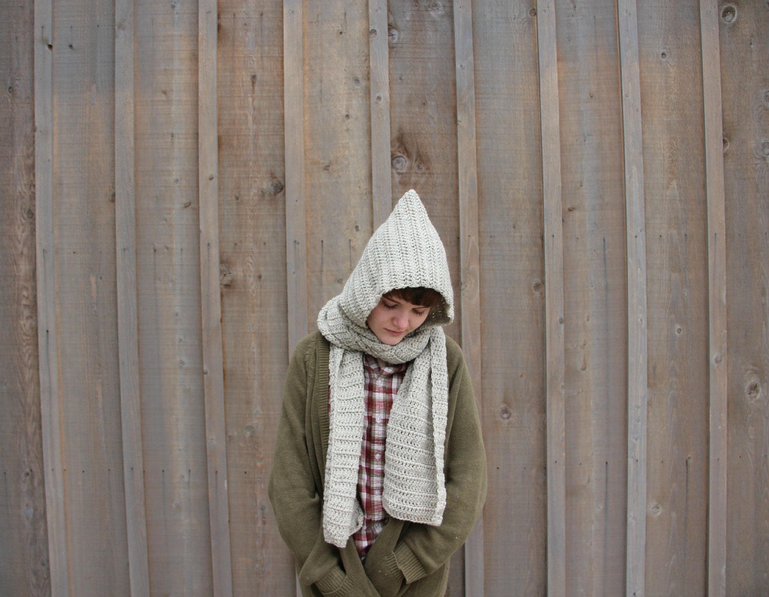 muir wood hooded scarf in porridge