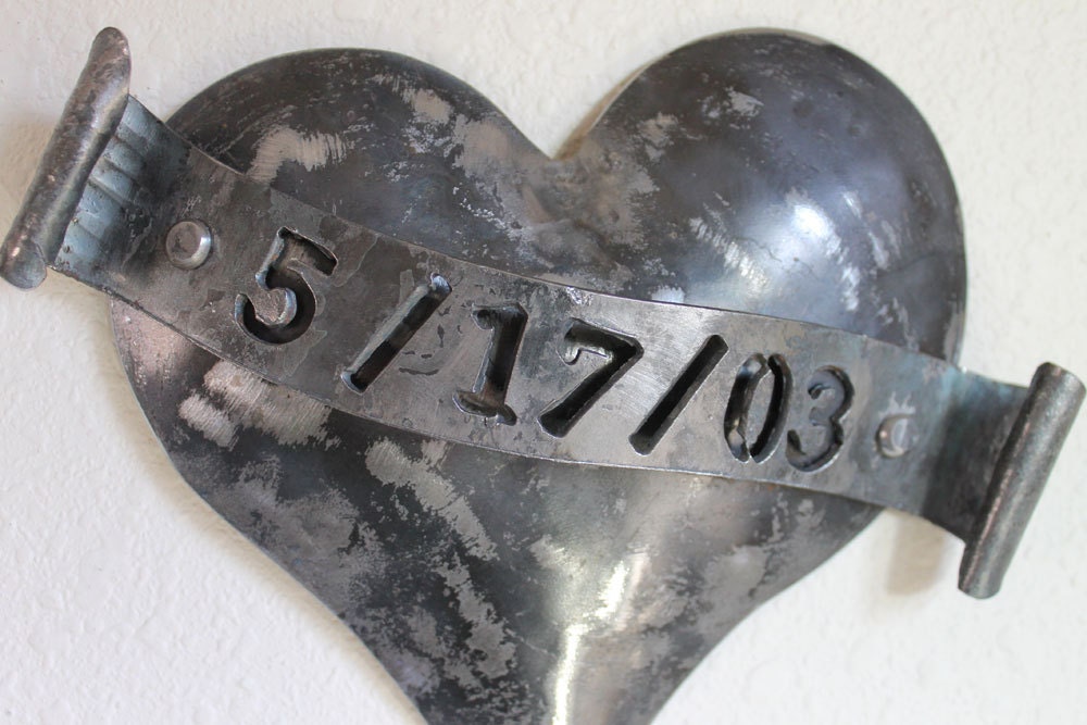 Iron Anniversary Gift / Personalized Wedding gift 6th wedding anniversary-Custom Date on handforged heart- Pick Your Special Day