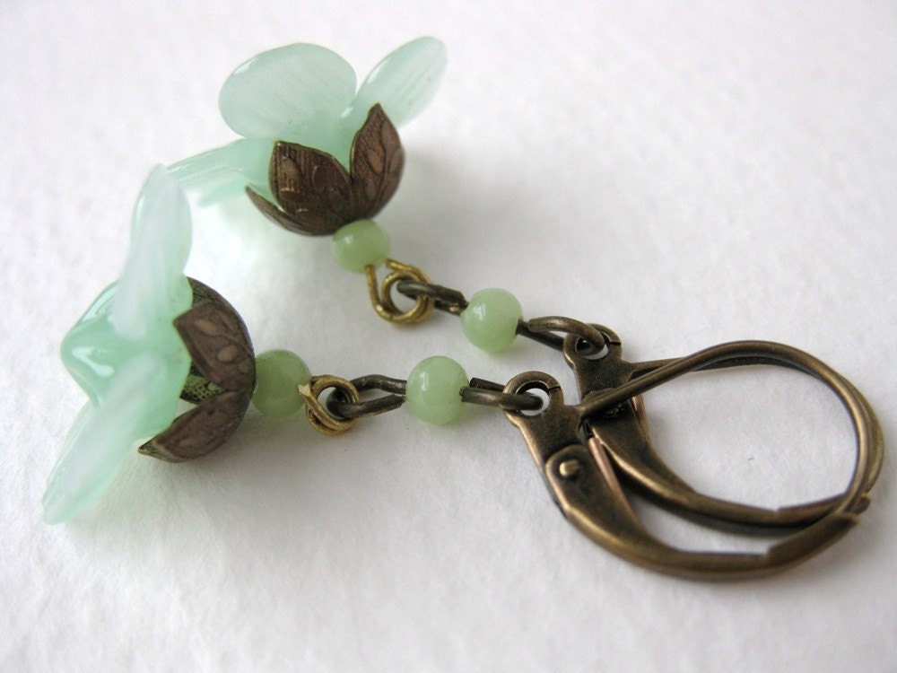 Peridot Camelia Flower Earrings. Vintage Mint Green Glass, Antiqued Brass