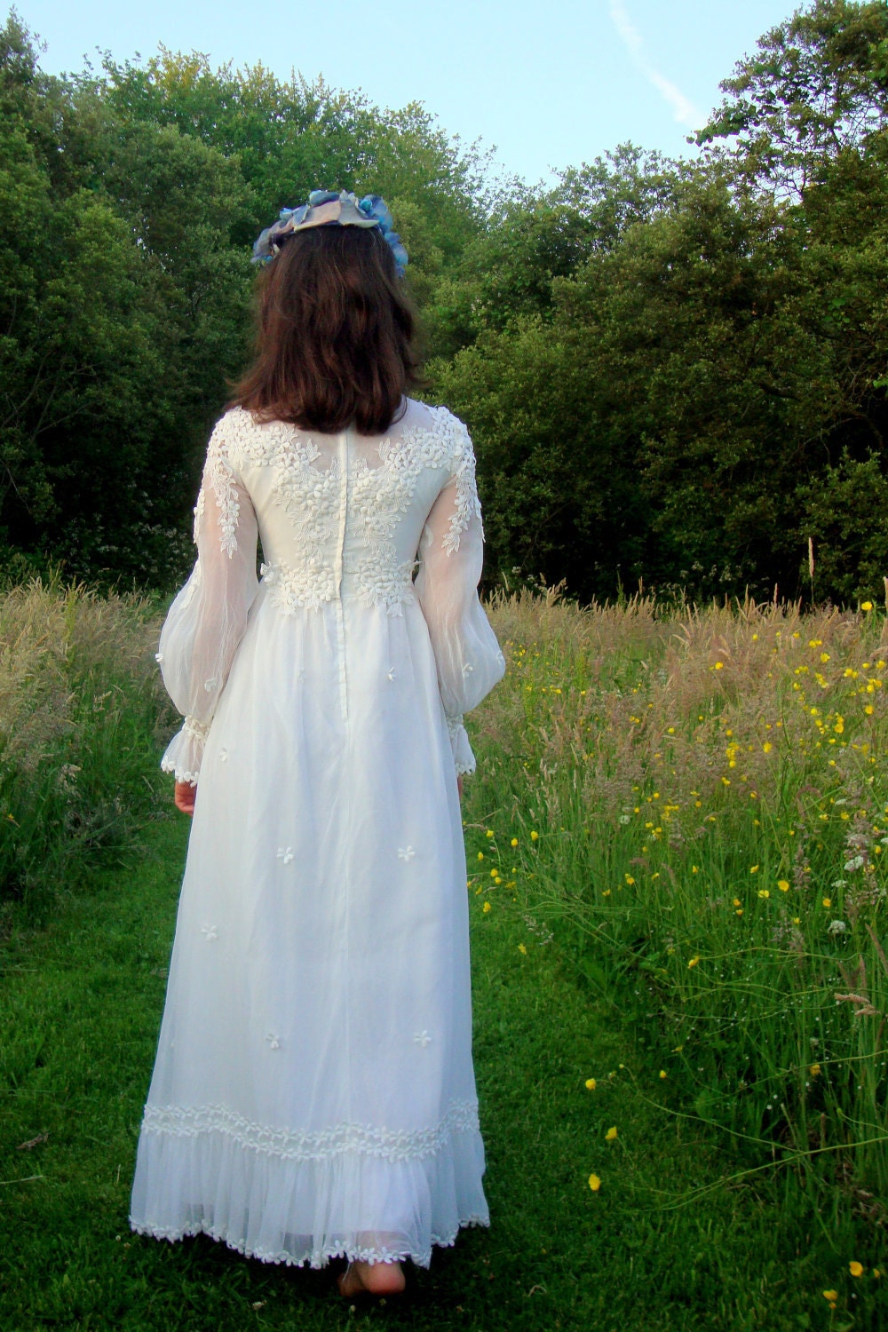 60s bohemian wedding dress / sheer sleeves embroidery XS