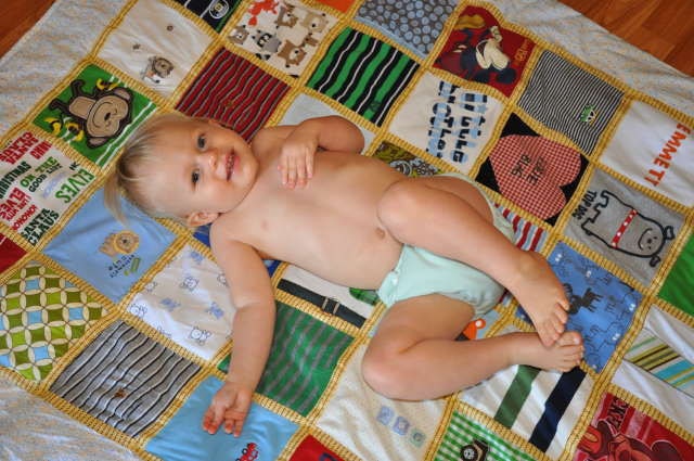 boy baby clothes quilt (48 items)