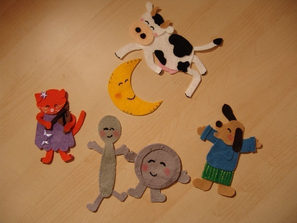 Hey Diddle Diddle Felt Set