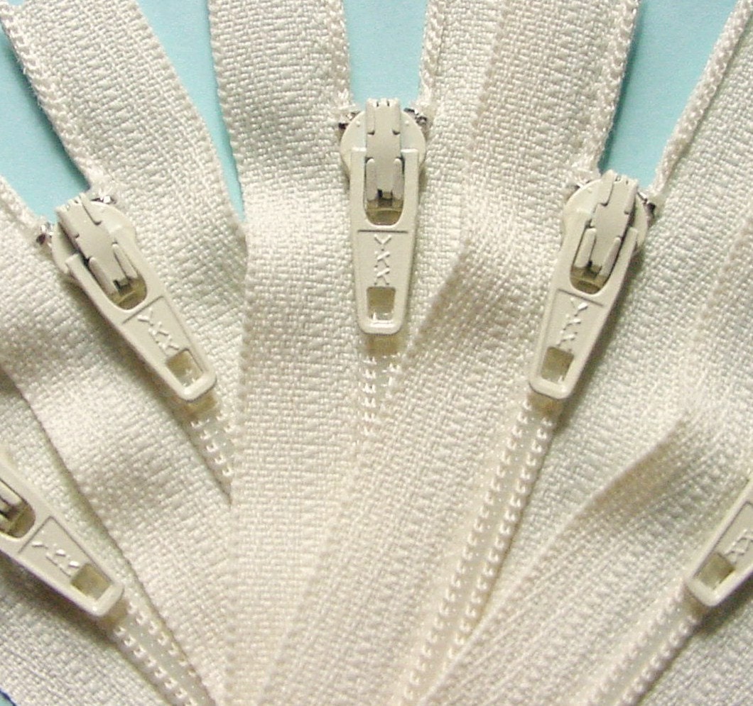 SALE 50 Vanilla 8 Inch Zippers YKK Color 121