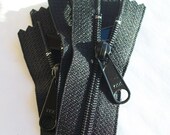22 Inch Long Pull Purse Zippers (5) Pieces Black 580