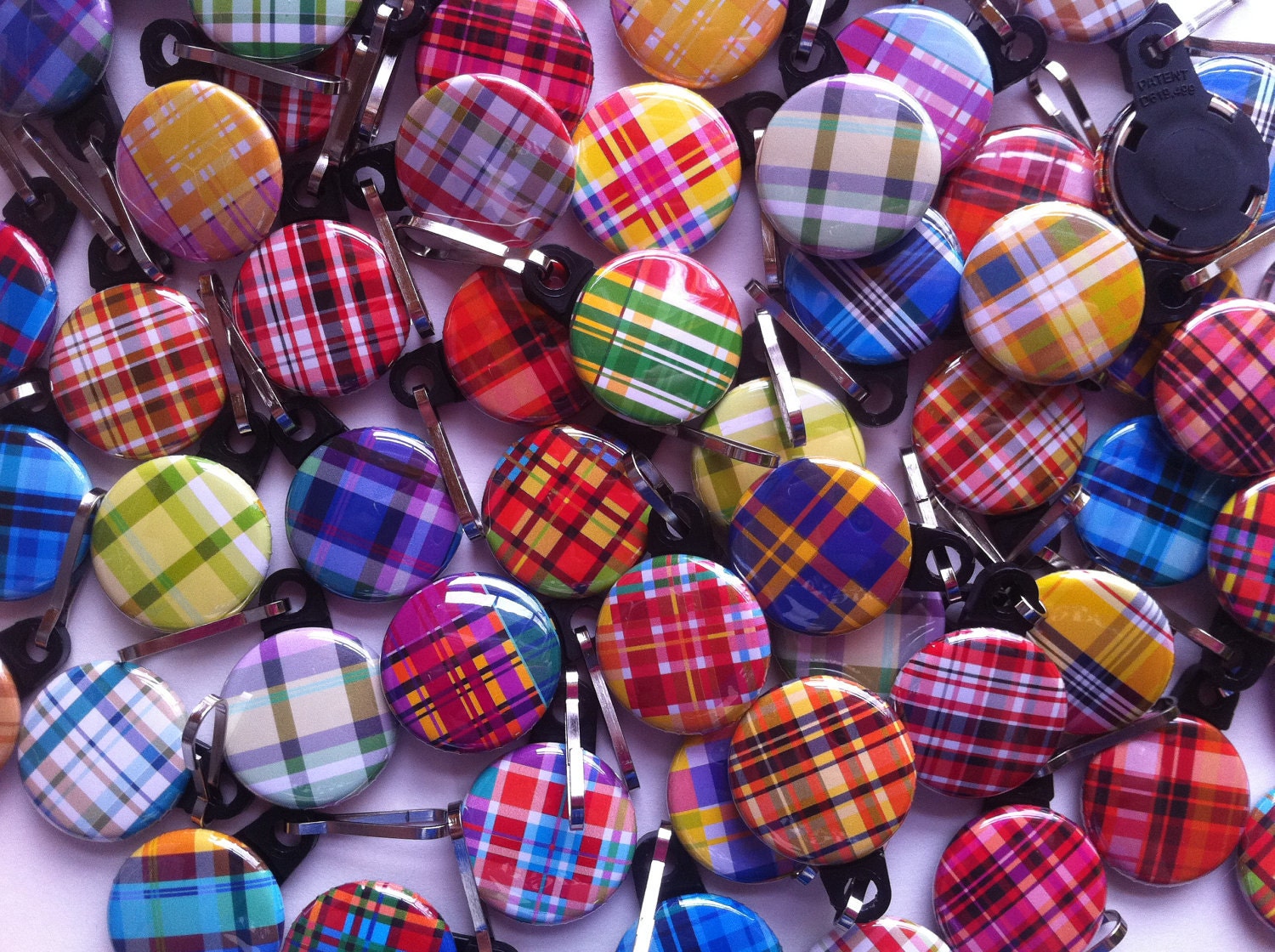 25 Assorted Plaid Zipper Pulls