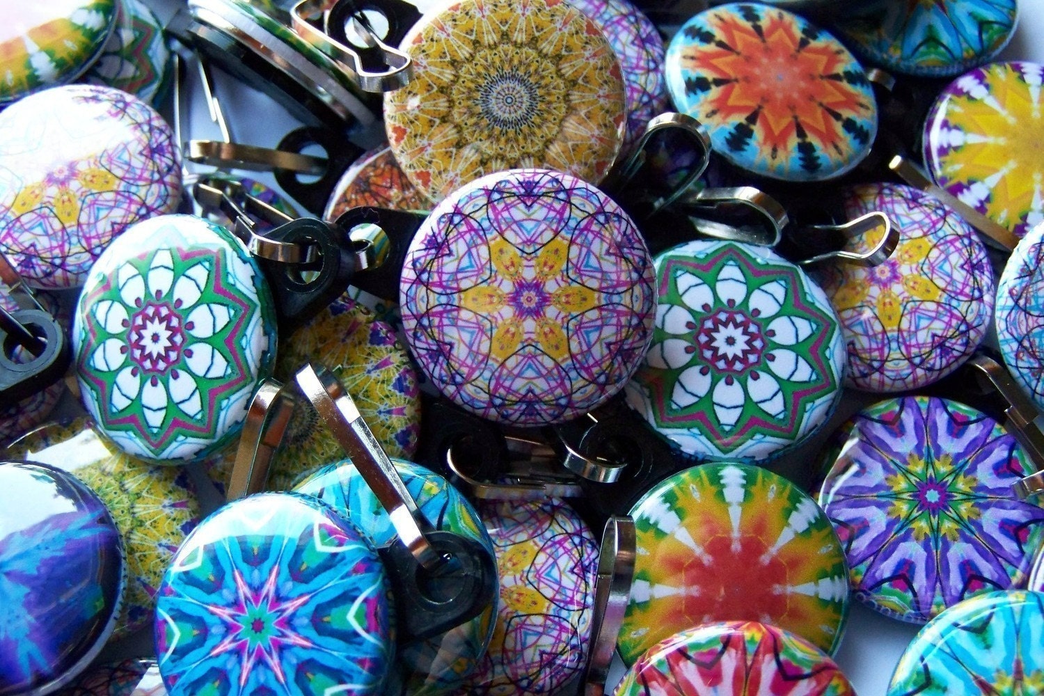 25 Assorted Kaleidoscope Zipper Pulls