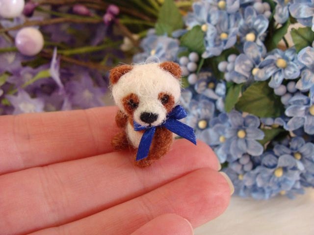 SALE......A tiny needle felted panda for your dollhouse